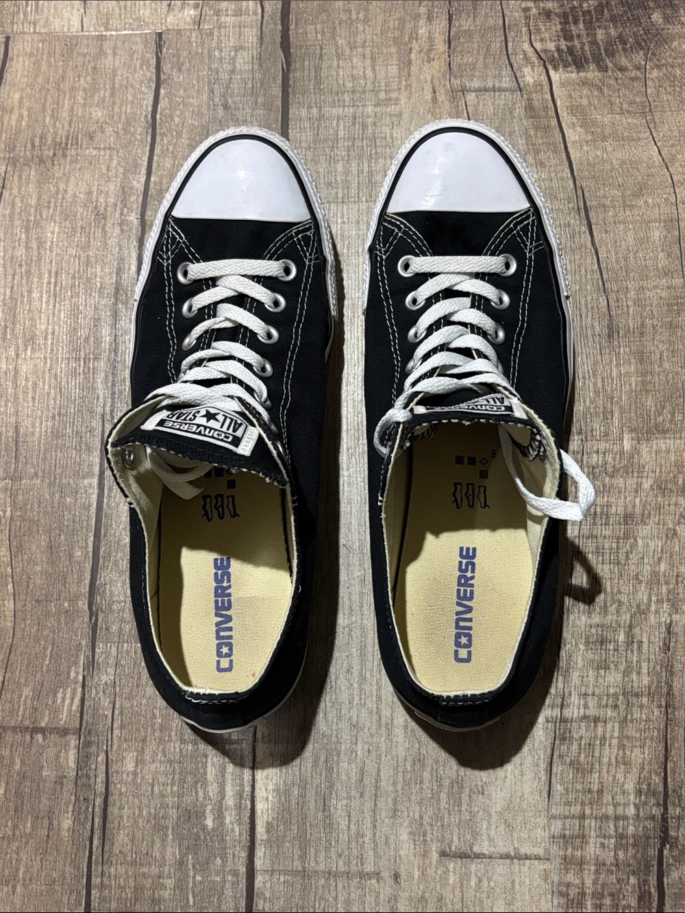 Converse Black and White Low-Top Canvas Sneakers Size 10